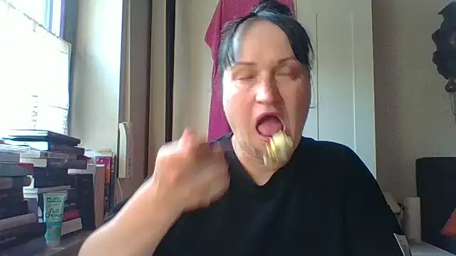  squirty cum lady  online show from 19, 6, 2026