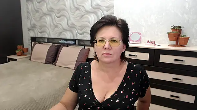 Snapshot of VitaCharm chatting on 1, 12, 2024 VitaCharm online show from 1, 12, 2024