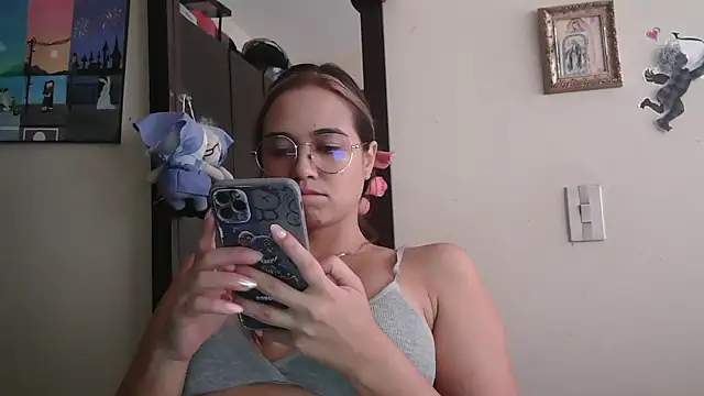 trianabell online show from 6, 5, 2026
