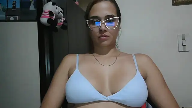 trianabell online show from 2, 7, 2026