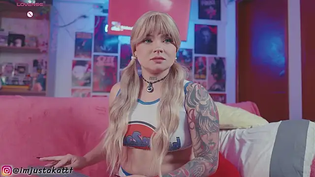 sensualkattt online show from 4, 3, 2026