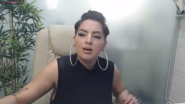 BustyAllyy online show from 25, 2, 2025