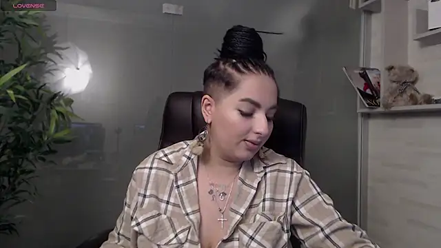 BustyAllyy online show from 9, 3, 2025