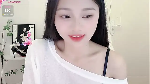 Snapshot of BEGONIA-- chatting on 3, 12, 2024 BEGONIA-- online show from 3, 12, 2024