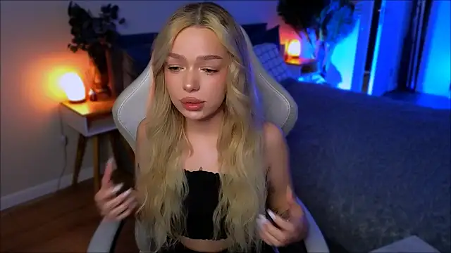 Lily Yin online show from 25, 4, 2026
