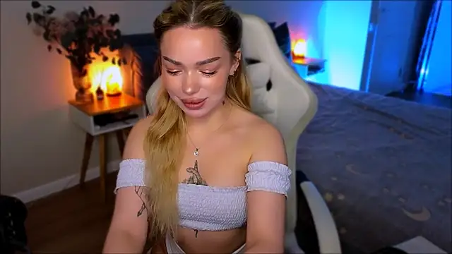 Lily Yin online show from 27, 7, 2026