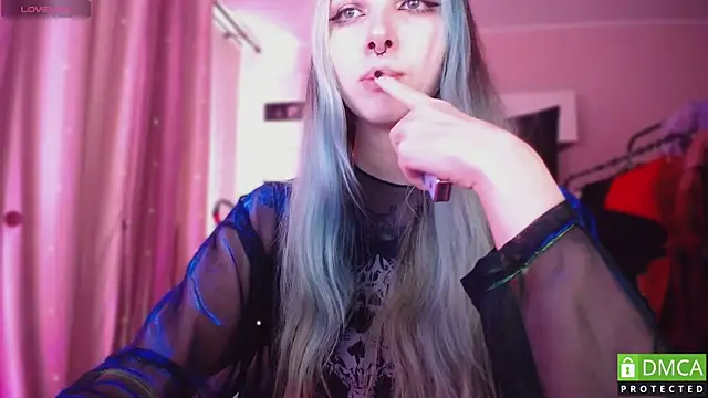 JustMeowGirl online show from 25, 4, 2026