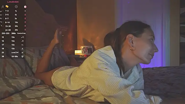 naiviv online show from 24, 2, 2025