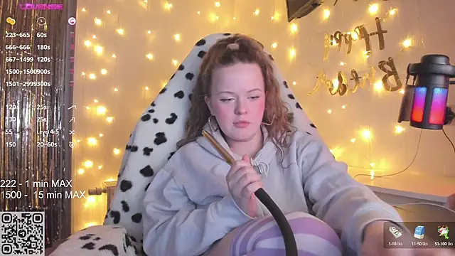 Snapshot of HANNA_MONTANAS chatting on 5, 3, 2025 HANNA MONTANAS online show from 5, 3, 2025