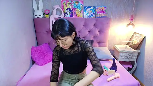 charlottemoonxz online show from 19, 2, 2026