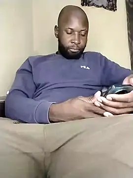 Snapshot of Stallion100 chatting on 18, 12, 2024 Stallion100 online show from 18, 12, 2024