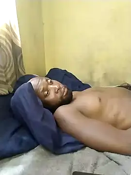 Snapshot of Stallion100 chatting on 24, 12, 2024 Stallion100 online show from 24, 12, 2024