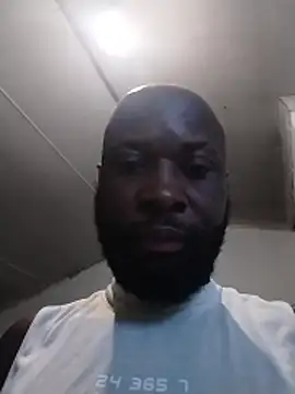 Snapshot of Stallion100 chatting on 2, 11, 2025 Stallion100 online show from 2, 11, 2025