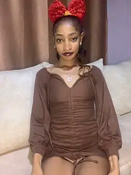 Snapshot of GoddessVee chatting on 20, 12, 2024 GoddessVee online show from 20, 12, 2024