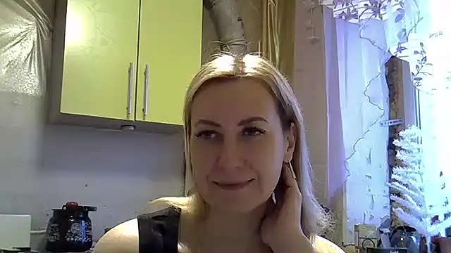 Snapshot of AshleyXHoney chatting on 23, 12, 2024 AshleyXHoney online show from 23, 12, 2024