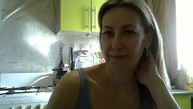 Snapshot of AshleyXHoney chatting on 16, 3, 2026 AshleyXHoney online show from 16, 3, 2026