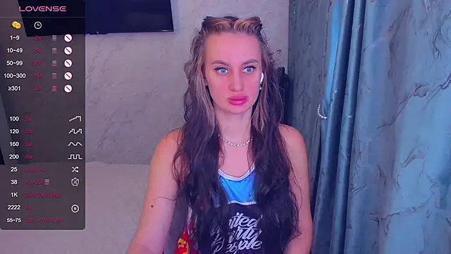 Snapshot of Cherry-Legenda chatting on 14, 1, 2025 Cherry-Legenda online show from 14, 1, 2025