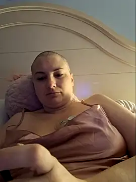 MilfyMrsRobinson online show from 2, 5, 2026