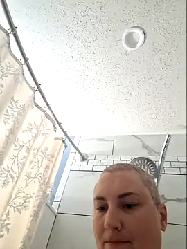 MilfyMrsRobinson online show from 5, 5, 2026