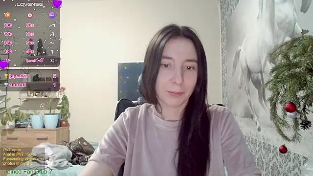 Snapshot of Wowpornoo chatting on 2, 1, 2025 Wowpornoo online show from 2, 1, 2025