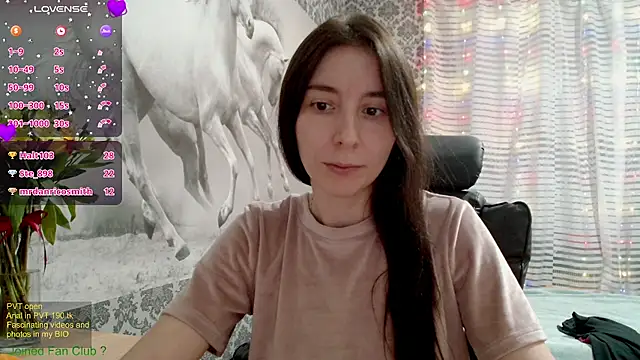 Snapshot of Wowpornoo chatting on 16, 2, 2025 Wowpornoo online show from 16, 2, 2025