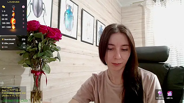 Snapshot of Wowpornoo chatting on 12, 3, 2025 Wowpornoo online show from 12, 3, 2025