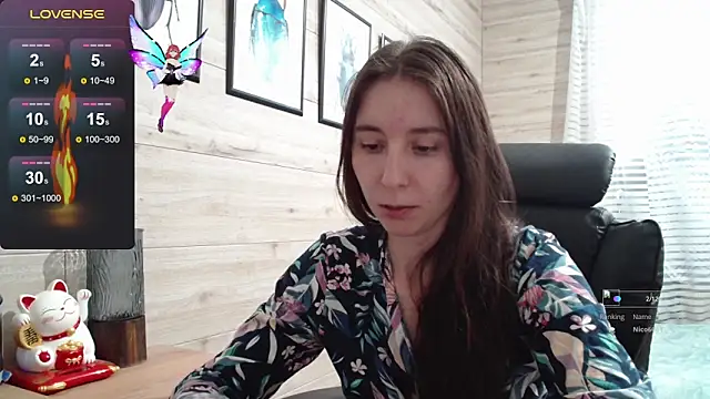 Snapshot of Wowpornoo chatting on 7, 10, 2025 Wowpornoo online show from 7, 10, 2025