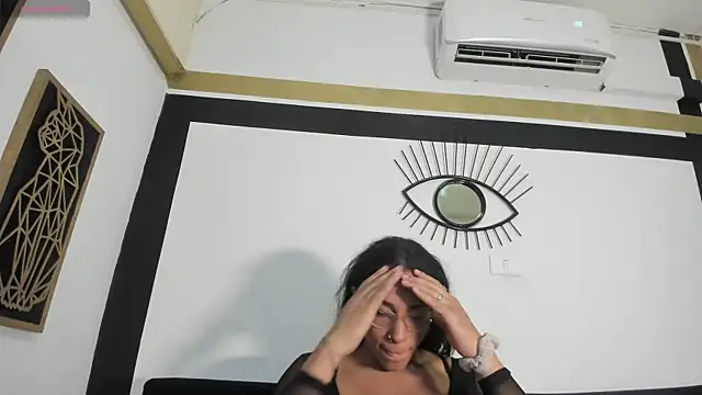 EmilyGomezLS online show from 18, 7, 2026