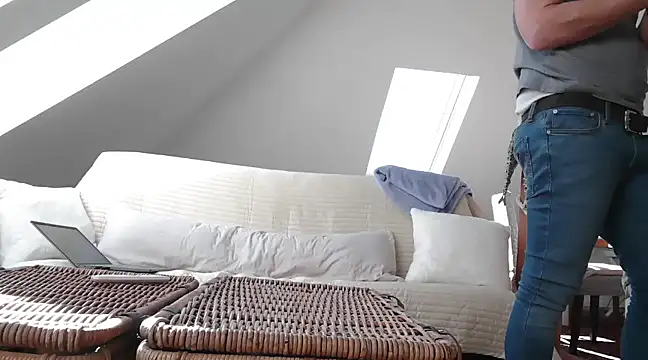 maxmueller321 online show from 19, 3, 2025