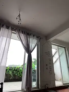 Snapshot of Eliza-E chatting on 22, 3, 2026 Eliza-E online show from 22, 3, 2026