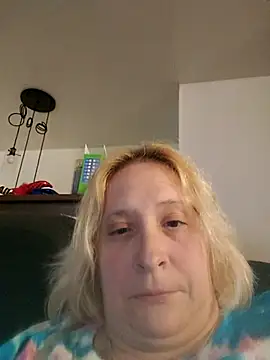 Snapshot of Icedcoffee2024 chatting on 2, 11, 2025 Icedcoffee2024 online show from 2, 11, 2025