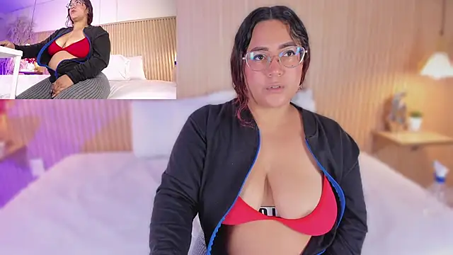 MelissaKarterrs online show from 5, 5, 2026