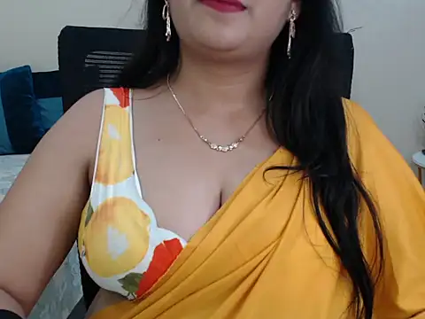 Snapshot of Inviting_Aanya chatting on 7, 1, 2025 Inviting Aanya online show from 7, 1, 2025