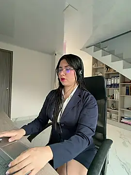 VAL PRINCESS online show from 9, 8, 2026