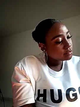 Perlasexyu1 online show from 16, 10, 2025