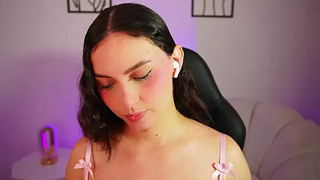 AliceHarper  online show from 4, 8, 2026