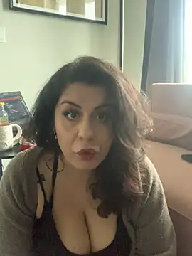 holyeroticss online show from 18, 3, 2026