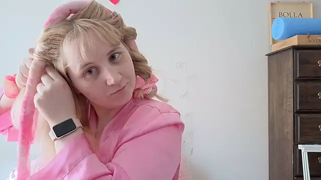 Snapshot of Glitch_Witch chatting on 21, 5, 2026 Glitch Witch online show from 21, 5, 2026