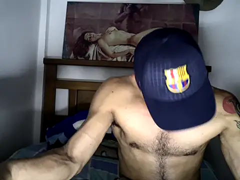 Snapshot of hideonbush051 chatting on 1, 11, 2025 hideonbush051 online show from 1, 11, 2025