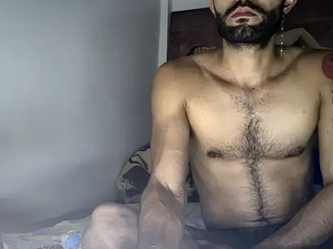 hideonbush051 online show from 5, 11, 2025