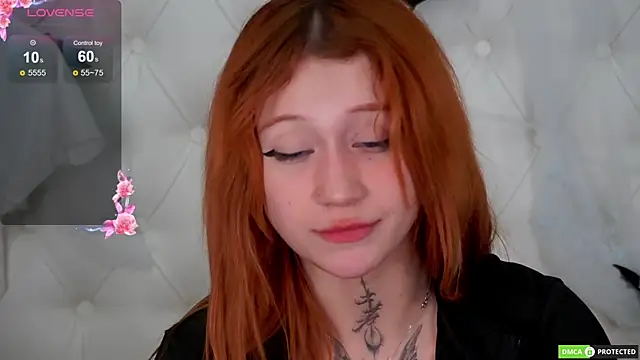 Snapshot of Eva_Cramer chatting on 18, 10, 2025 Eva Cramer online show from 18, 10, 2025