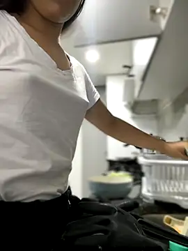 Salome golvert online show from 15, 11, 2025