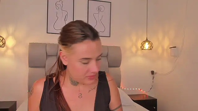 Susan-Sweet-7 online show from 23, 7, 2026