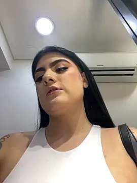 IrisBaker online show from 22, 10, 2025