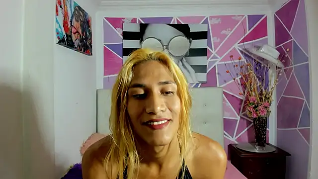 Snapshot of Brisahott chatting on 27, 1, 2025 Brisahott online show from 27, 1, 2025