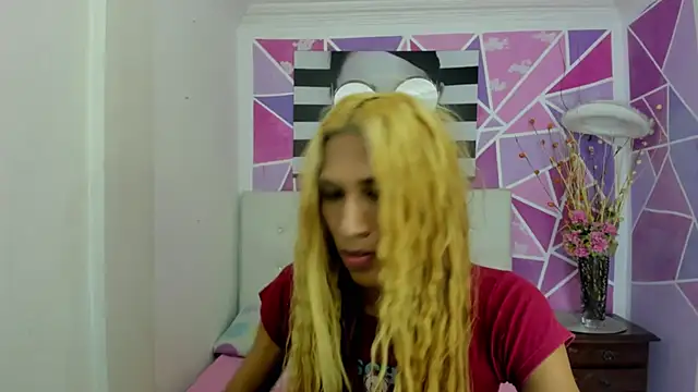 Snapshot of Brisahott chatting on 1, 2, 2025 Brisahott online show from 1, 2, 2025