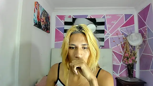 Snapshot of Brisahott chatting on 26, 2, 2025 Brisahott online show from 26, 2, 2025