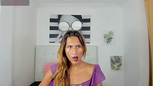 Snapshot of Brisahott chatting on 24, 10, 2025 Brisahott online show from 24, 10, 2025