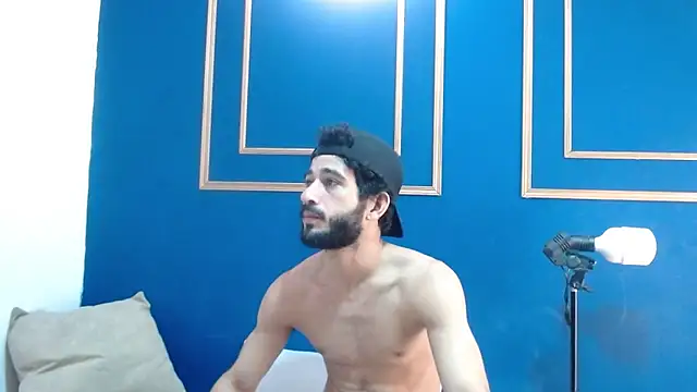 Snapshot of Moon_and_aaron chatting on 16, 3, 2026 Moon and aaron online show from 16, 3, 2026