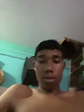 Snapshot of novinhooxz chatting on 8, 3, 2026 novinhooxz online show from 8, 3, 2026